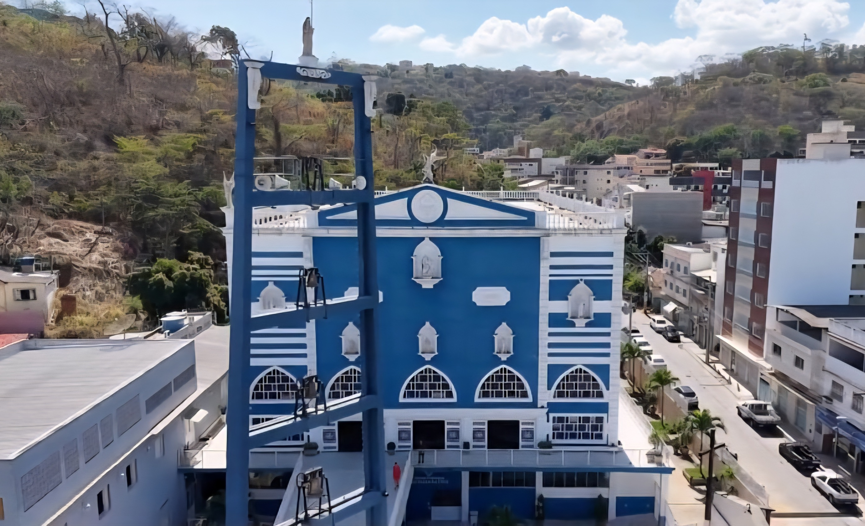 Paróquia Imaculada Coração de Maria (Matriz)